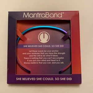 NWT MantraBand